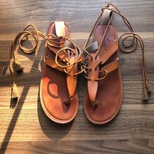 NWOT | AE | Brown Leather Lace Up Sandals